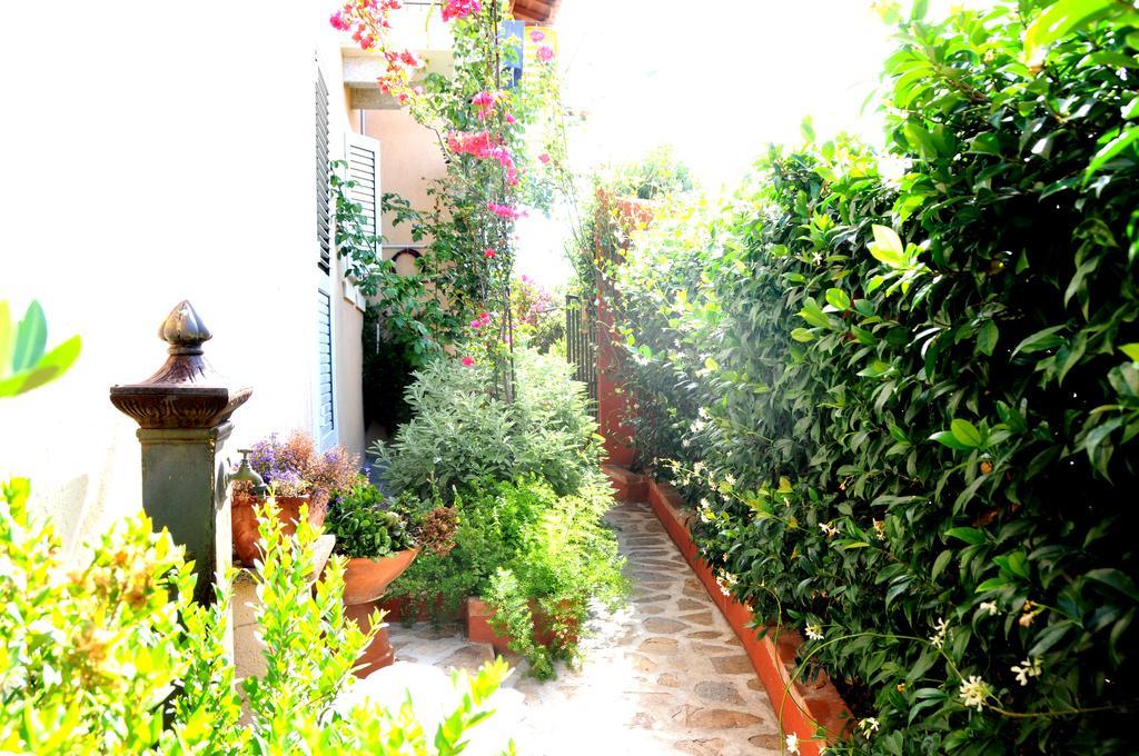 Apartament Taverna Derosas Golfo Aranci Zewnętrze zdjęcie